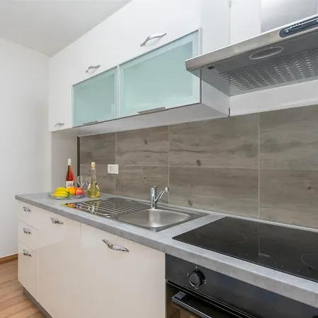 Mirko Lokva Rogoznica