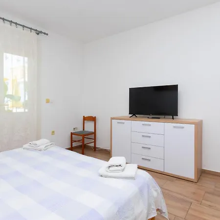 Apartment Mirko